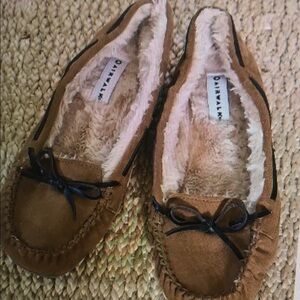 Airwalk Tan Mocassin Slippers Womens 10 Brown Flurry Faux Fur Lining Moc Slip-On